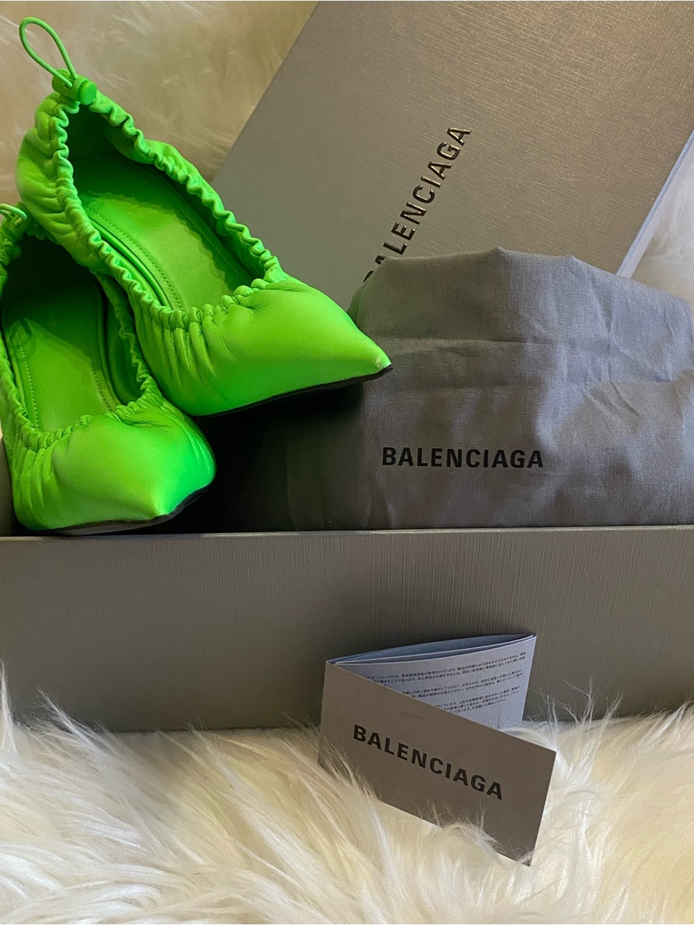 Balenciaga “Scrunch Knife” Pumps Fluo Green NWT & Certificate of Authenticity